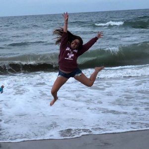 Meet your Posher, Kim